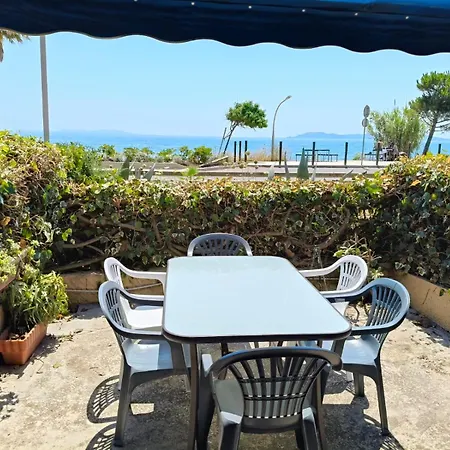 T2 Front De Et Parking Gratuit דירה